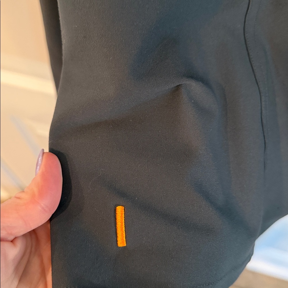 Lucy’s Women's Dark Grey Jacket, Sz XL - Picture 3 of 4